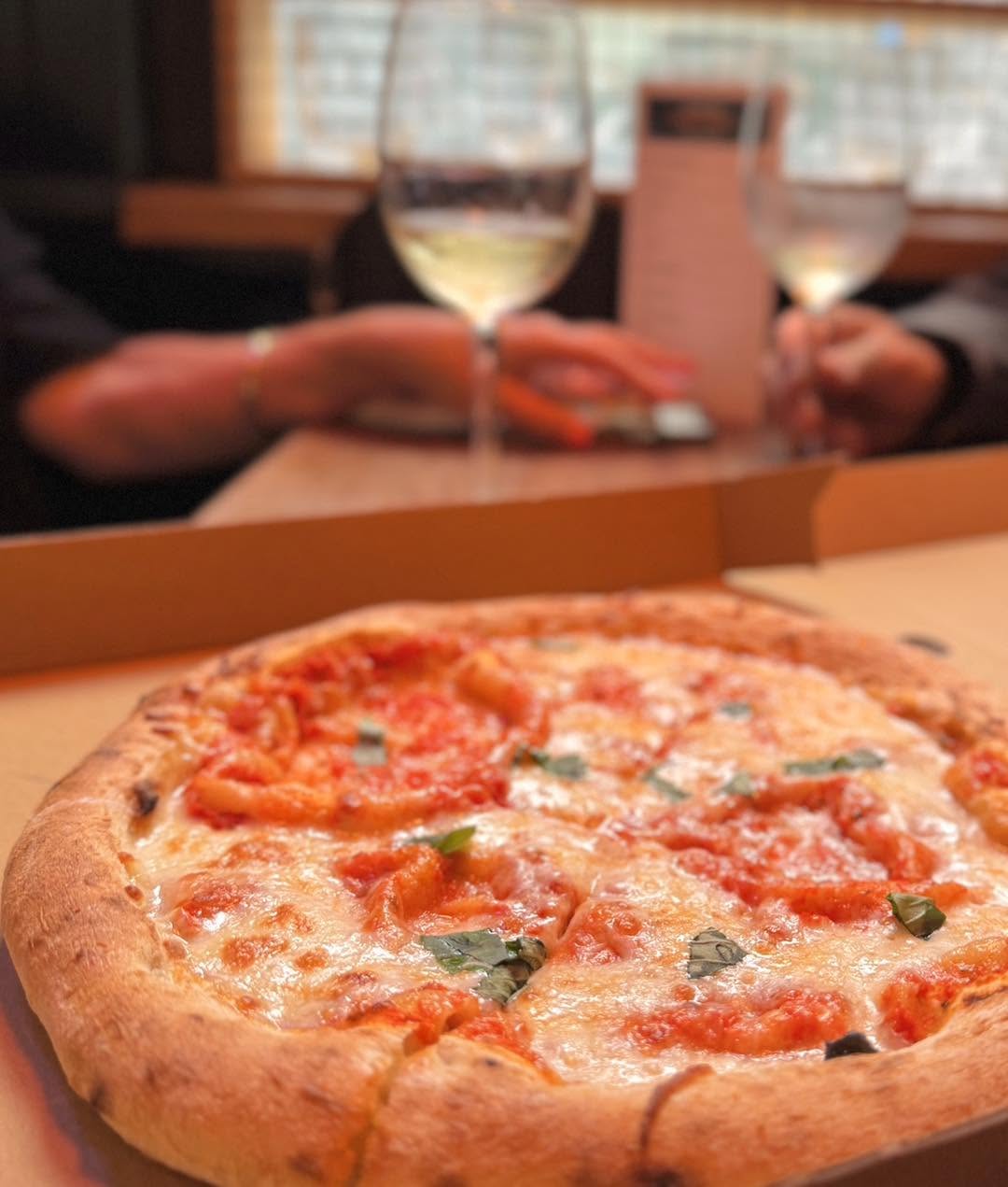 Willy Woods Pizza