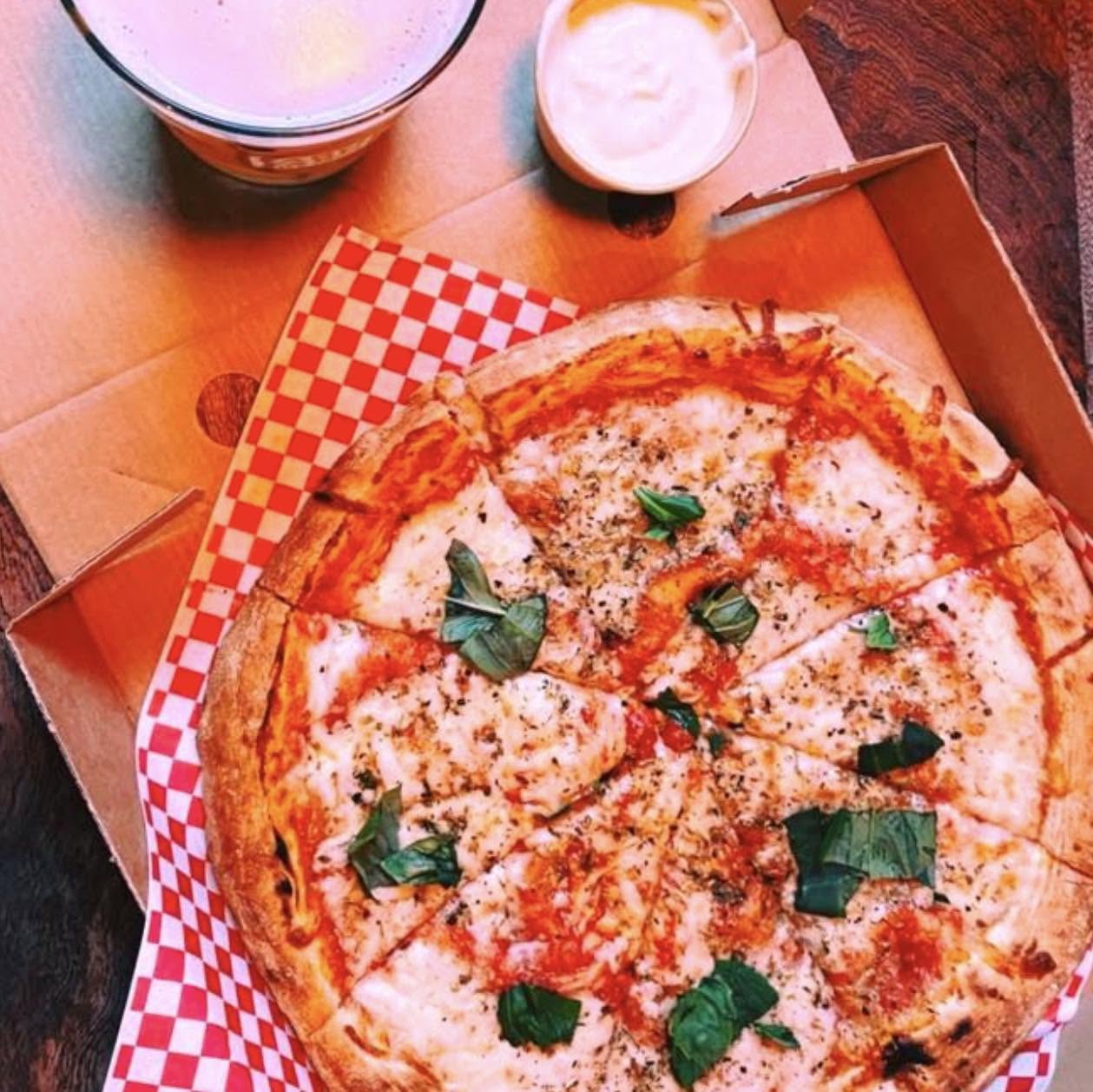 Willy Woods Pizza
